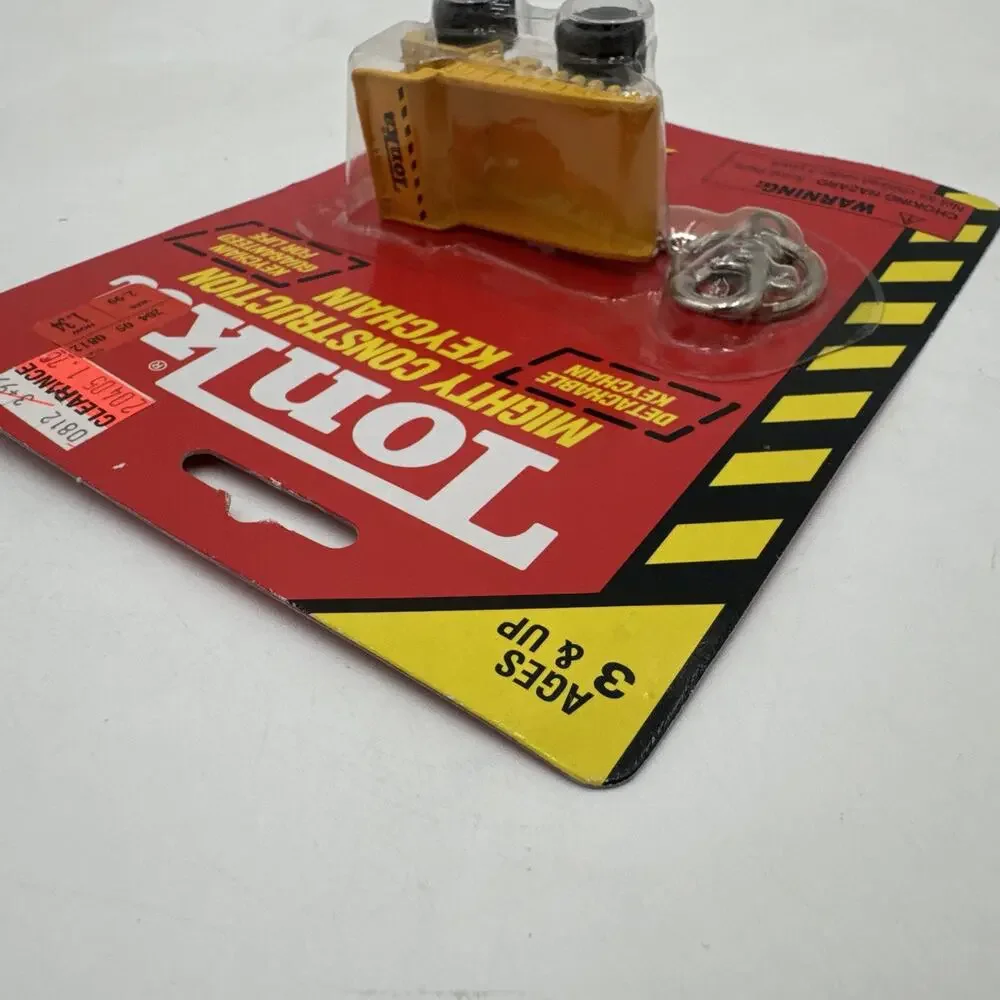 1998 Tonka Mighty Construction Dump Truck Detachable Keychain - NEW